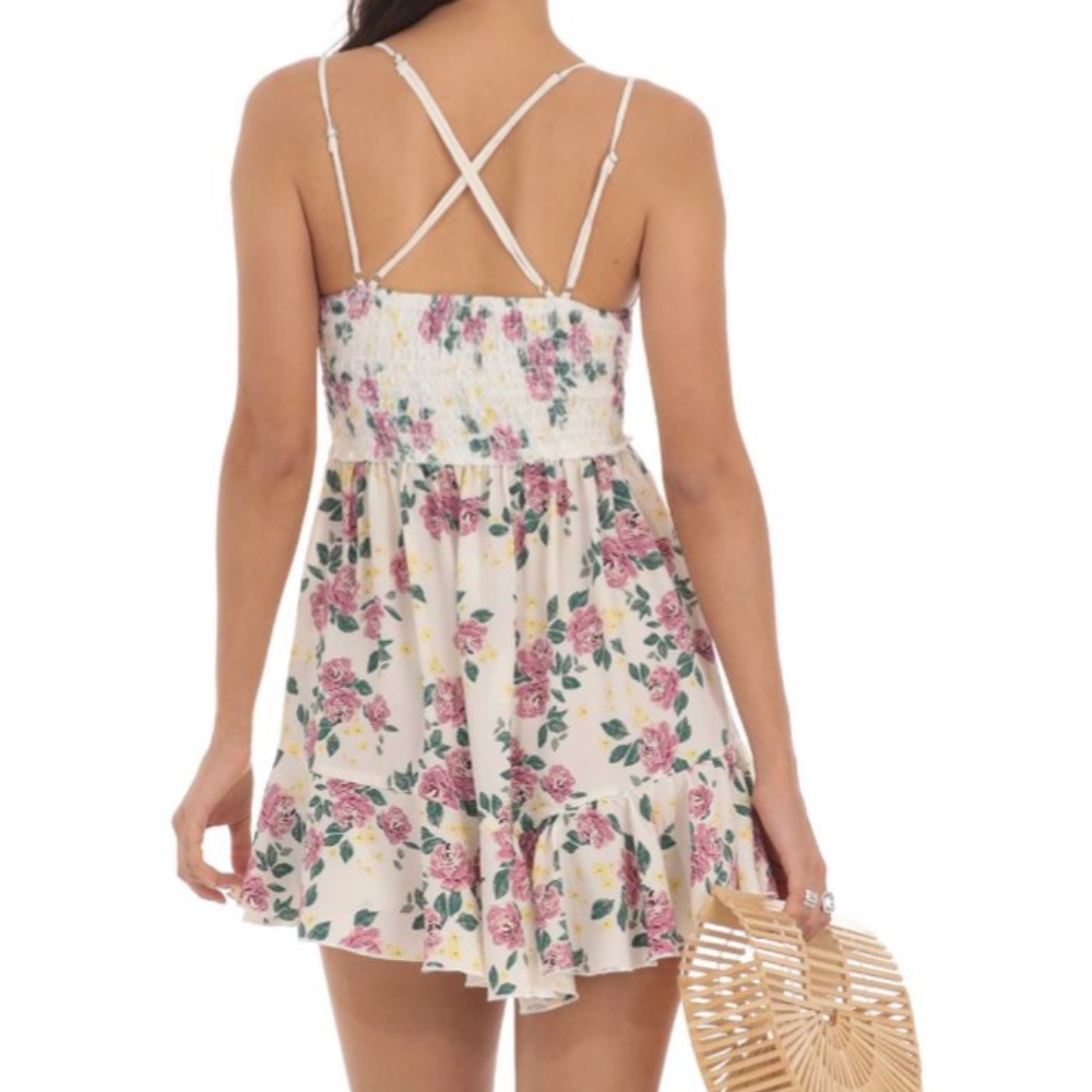 Lucy in the Sky Floral Lace Dress / Large